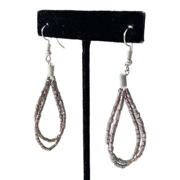 Seed Bead Silver Teardrop Earrings Silver Tone Summer Festival Dangle Sparkly. - Picture 8 of 14